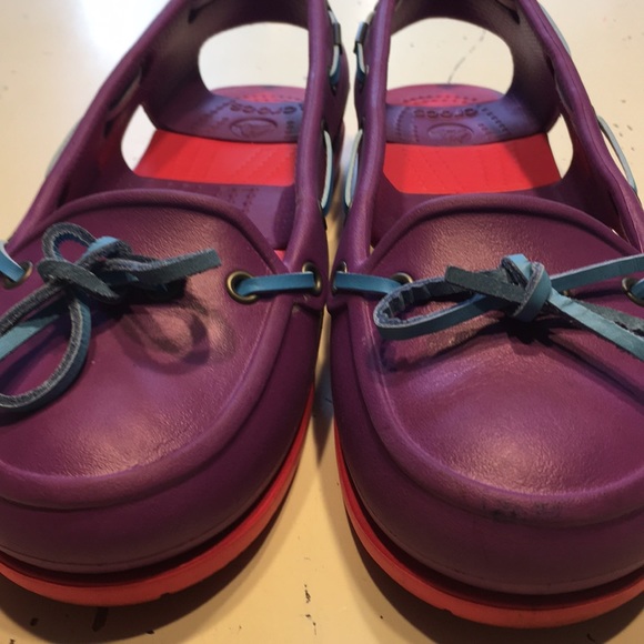 Crocs moccasins size 6 - Picture 5 of 5